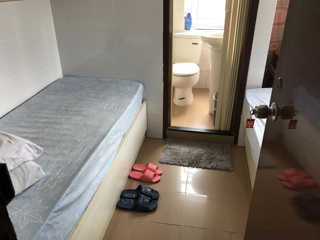 Chi Shing Hostel Гонконг Экстерьер фото