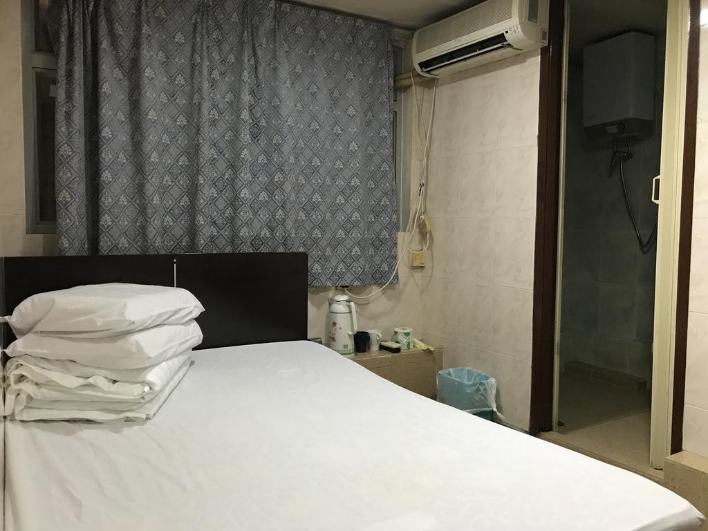 Chi Shing Hostel Гонконг Экстерьер фото