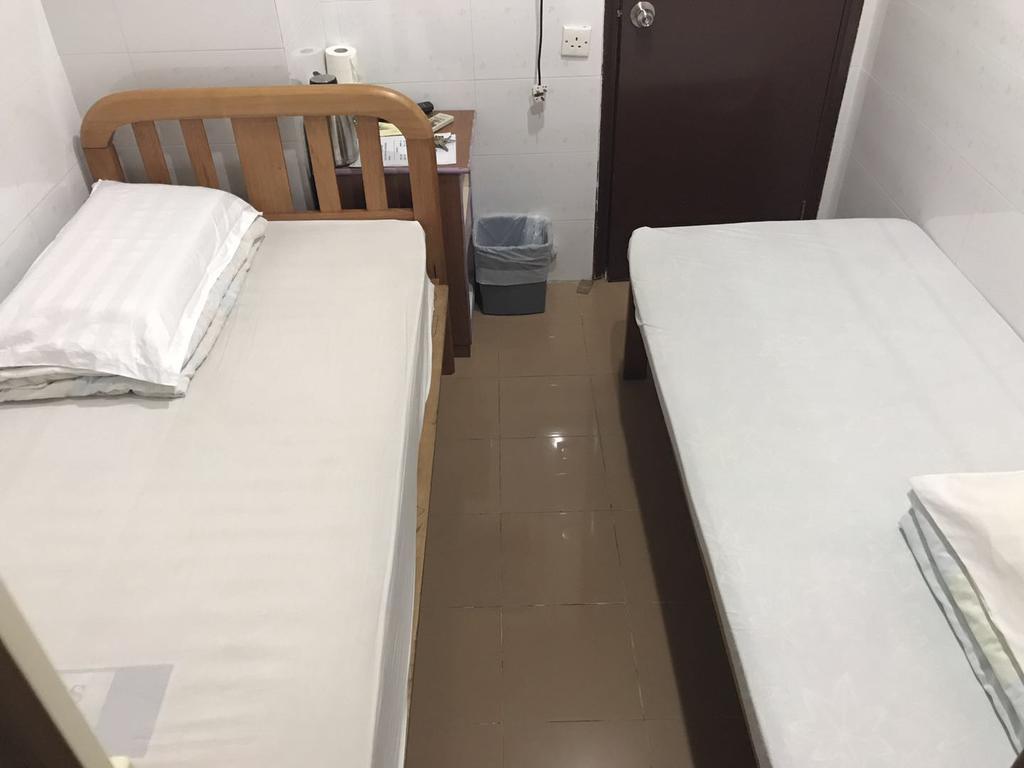 Chi Shing Hostel Гонконг Экстерьер фото