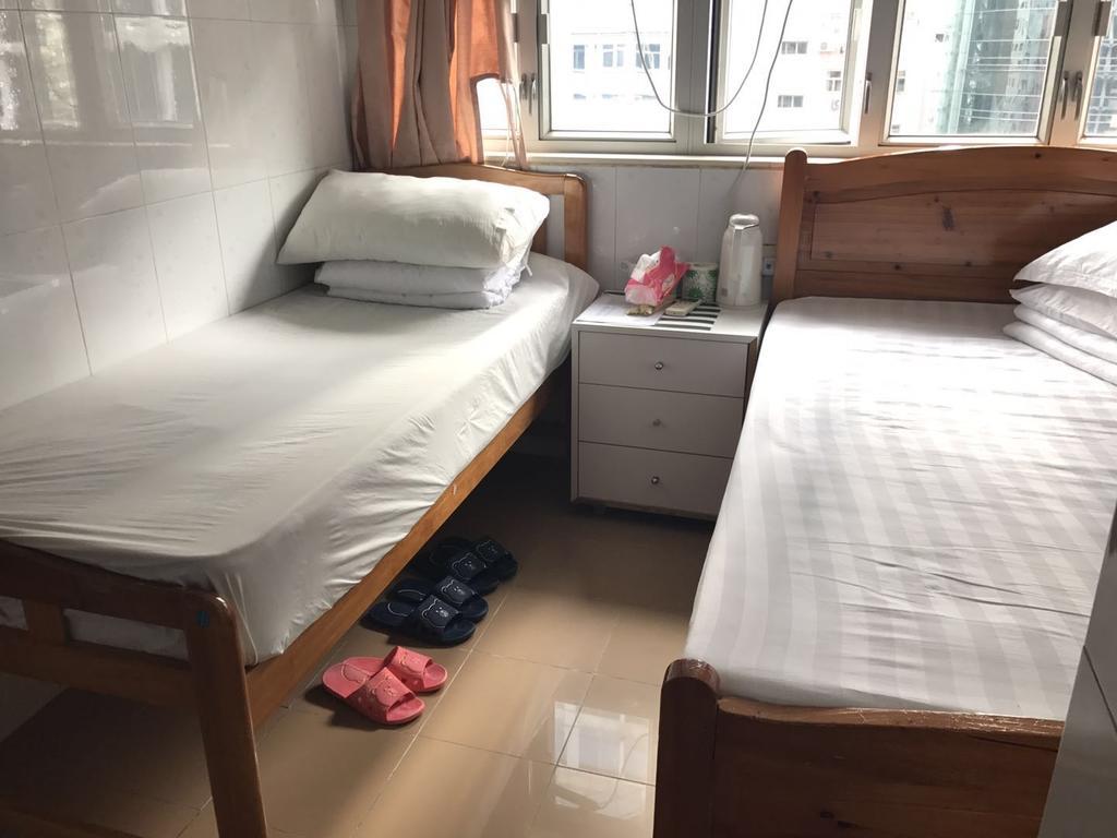 Chi Shing Hostel Гонконг Экстерьер фото