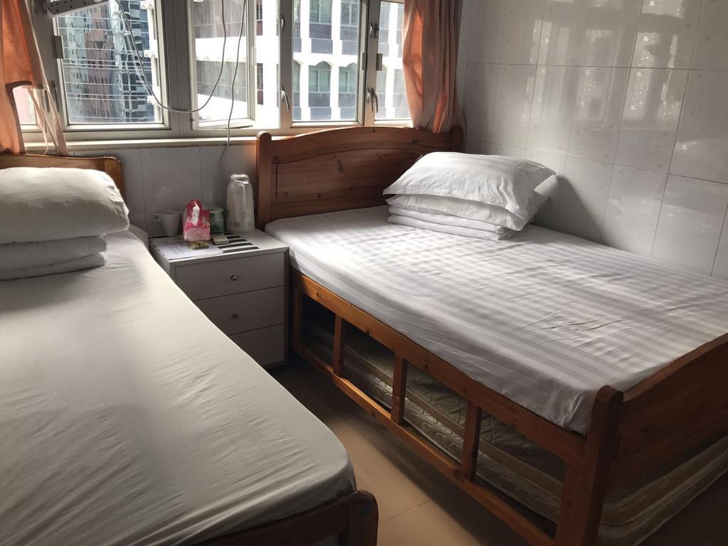 Chi Shing Hostel Гонконг Экстерьер фото